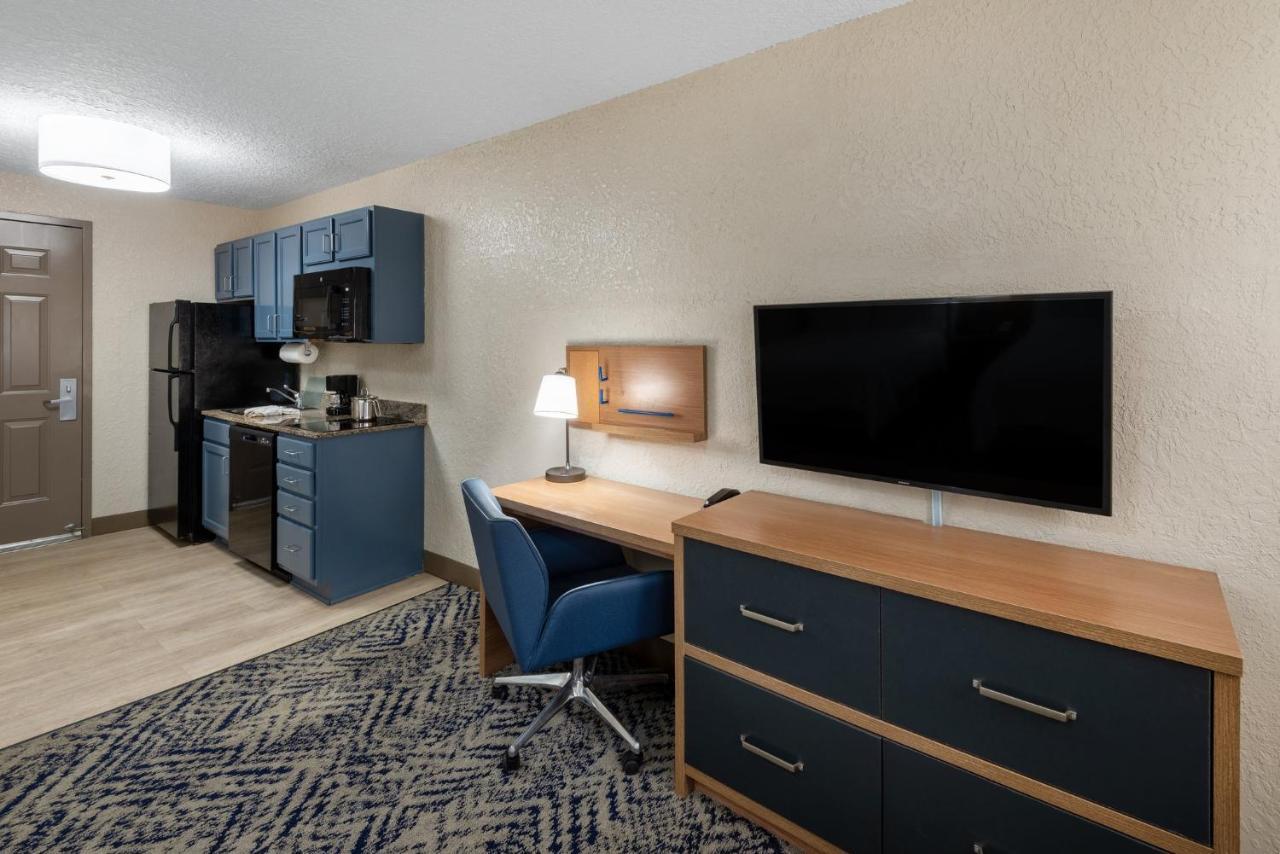 Candlewood Suites Chesapeake-Suffolk, An Ihg Hotel Екстер'єр фото