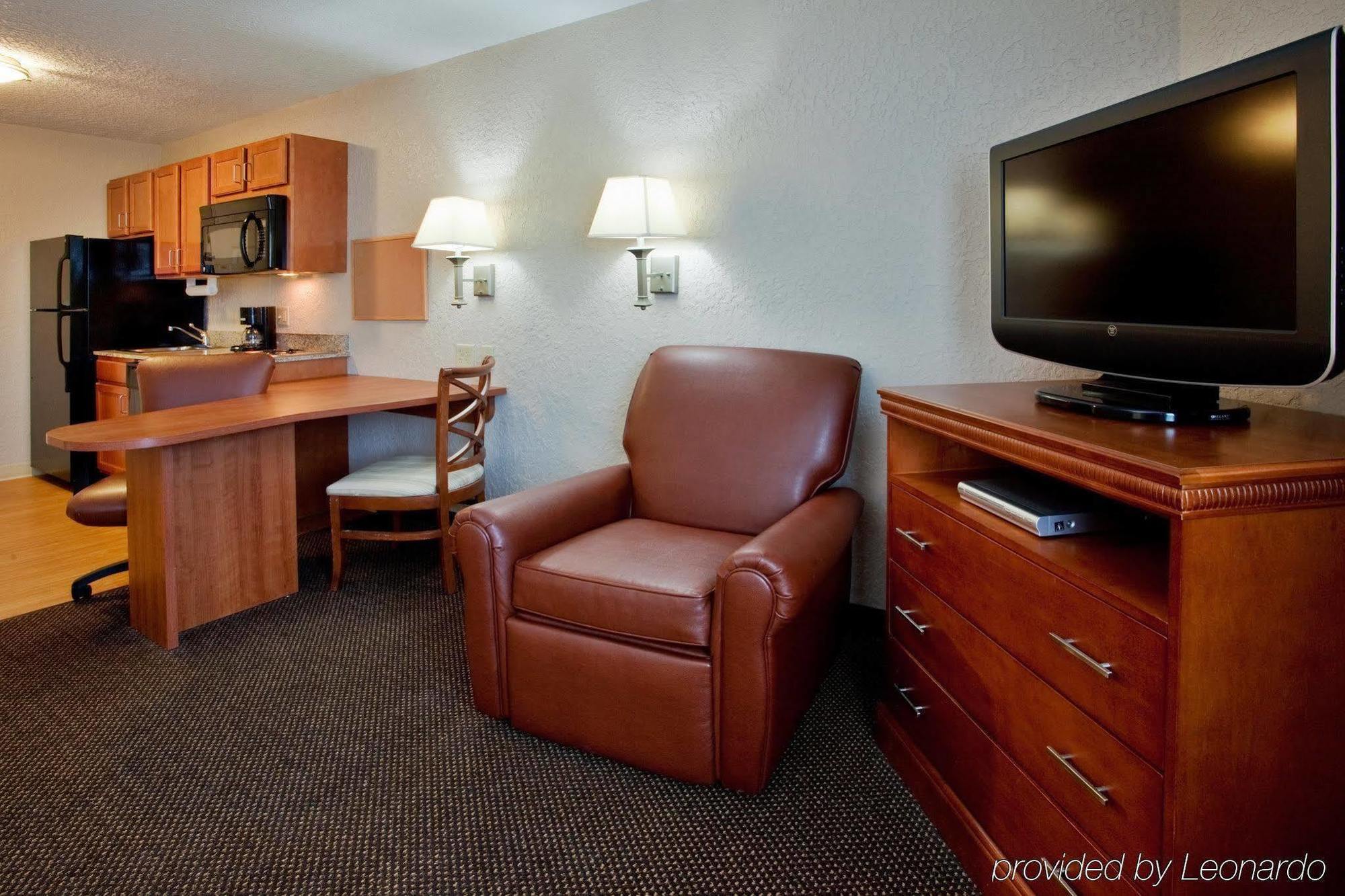 Candlewood Suites Chesapeake-Suffolk, An Ihg Hotel Екстер'єр фото